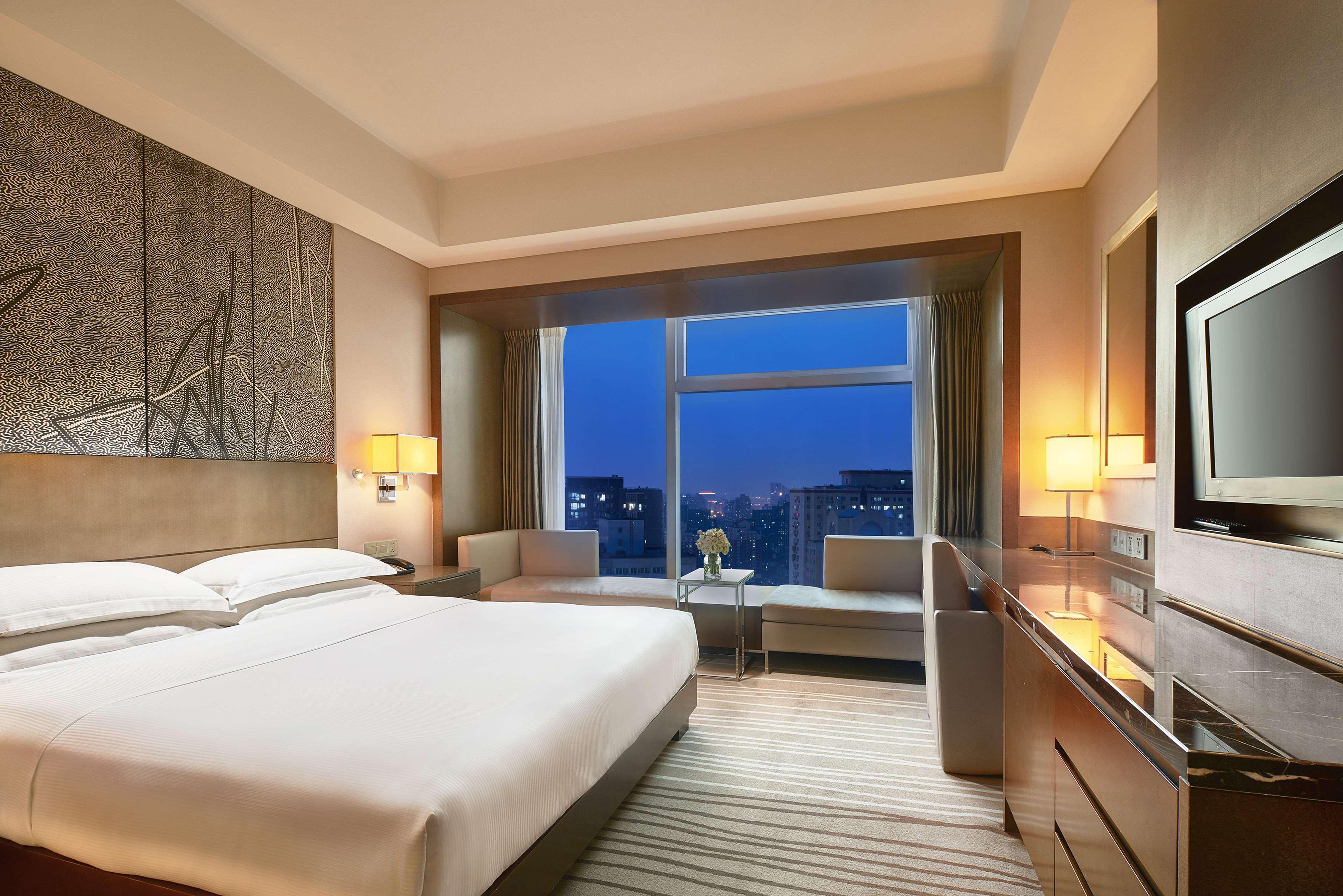 Doubletree By Hilton Beijing Hotel Екстериор снимка