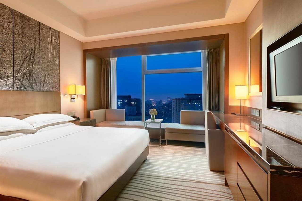 Doubletree By Hilton Beijing Hotel Екстериор снимка